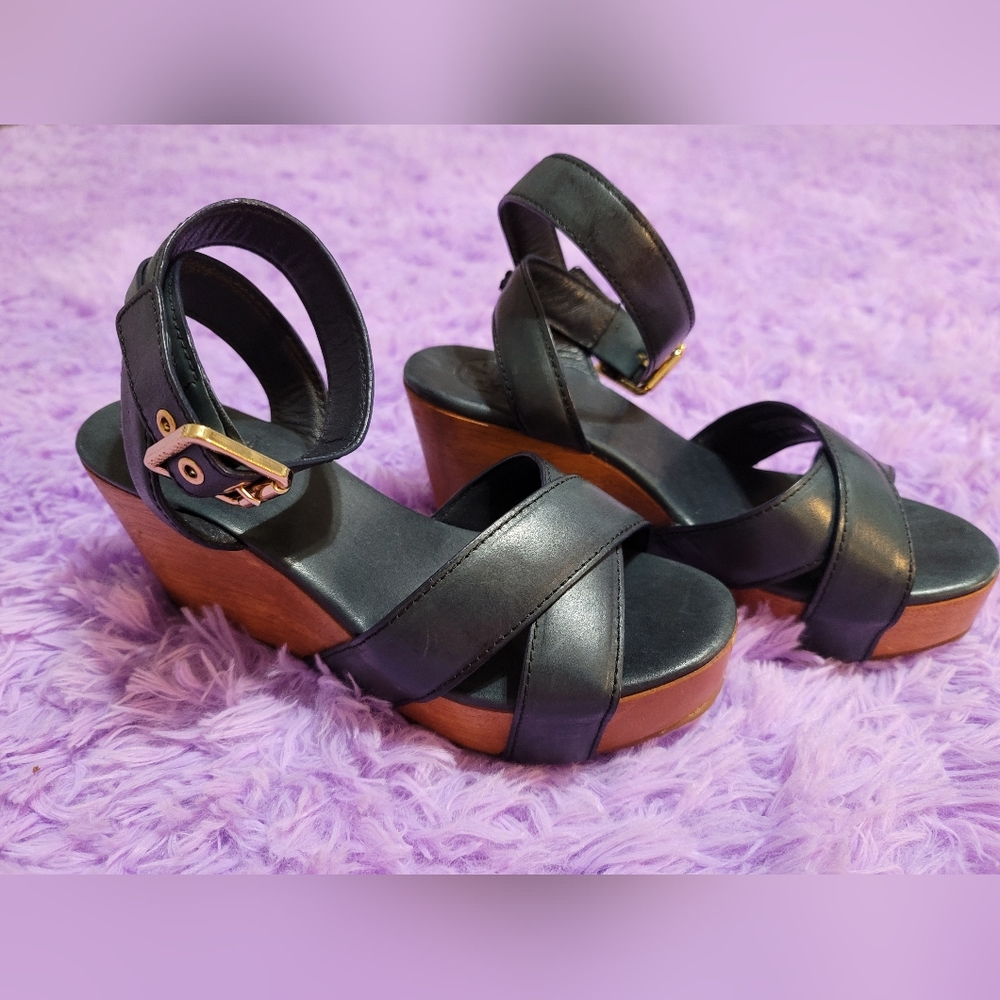Tory Burch Espradilles size 7
